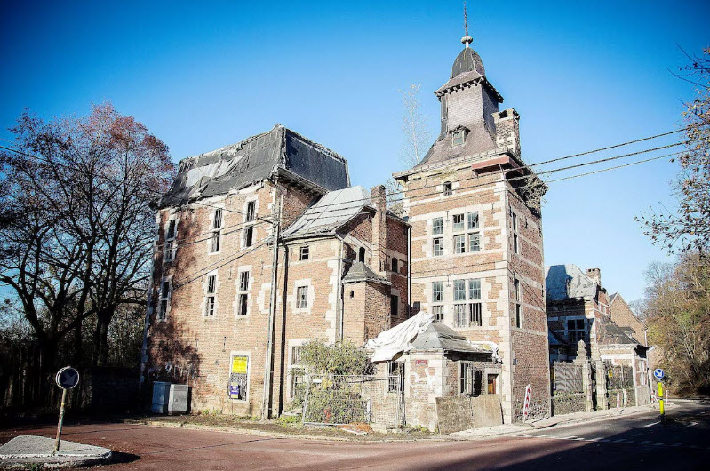 Château Saroléa, Belgium